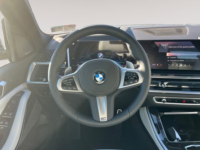 New 2026 BMW X5 xDrive40i w/ M Sport Package AWD/4WD image 12