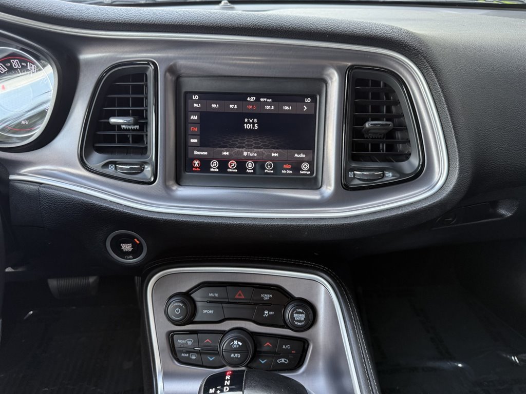 Used 2020 Dodge Challenger SXT RWD image 21