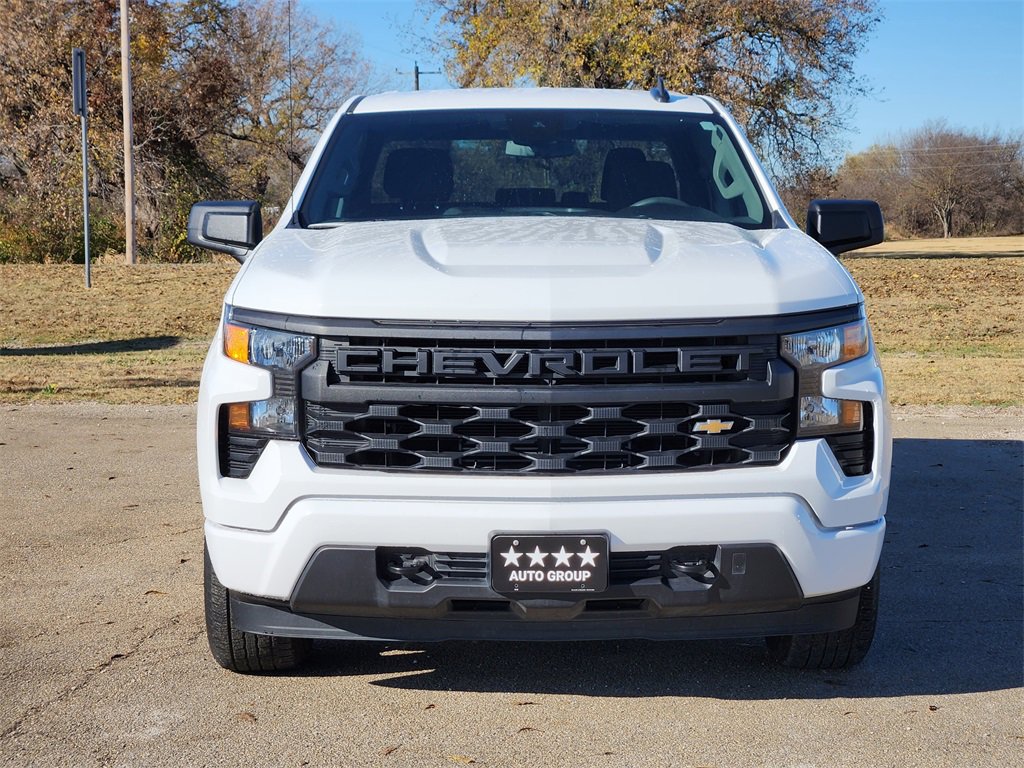 Used 2024 Chevrolet Silverado 1500 Custom image 2