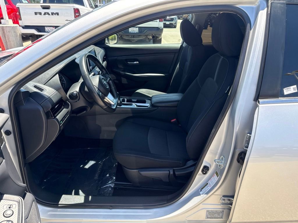 Used 2022 Nissan Sentra SV FWD image 23