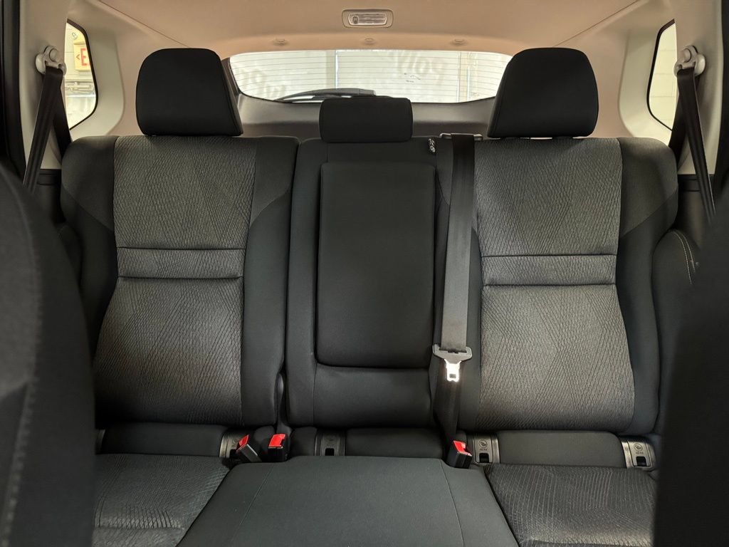 Certified 2026 Nissan Rogue SV AWD/4WD image 13
