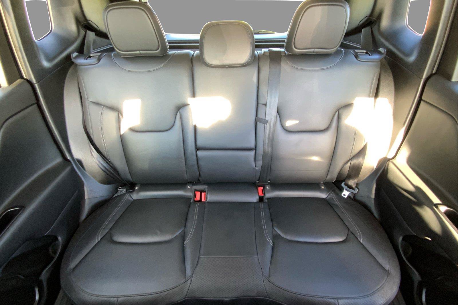 Used 2021 Jeep Renegade Limited AWD/4WD image 14