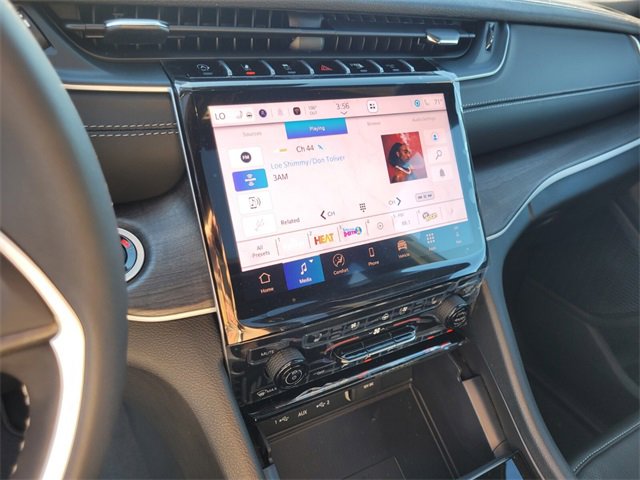 New 2025 Jeep Grand Cherokee Limited image 25