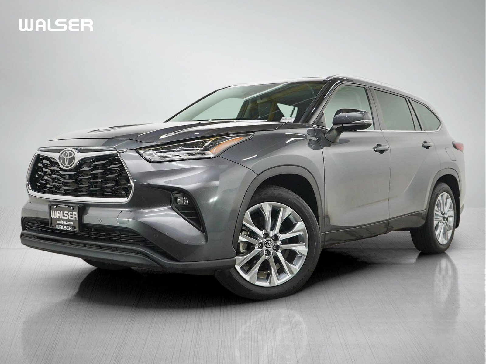 Used 2023 Toyota Highlander Limited