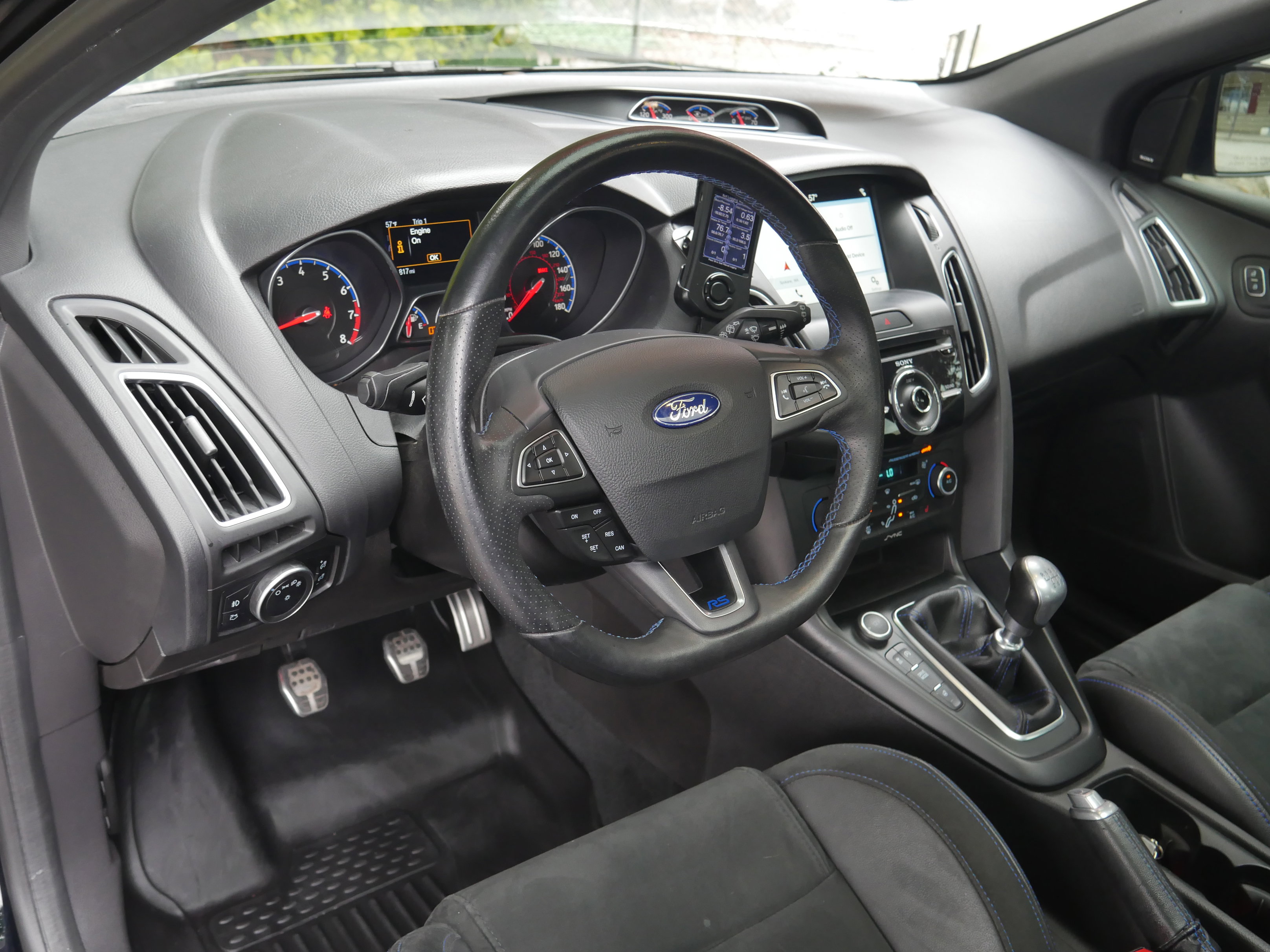 Used 2017 Ford Focus RS AWD/4WD image 4