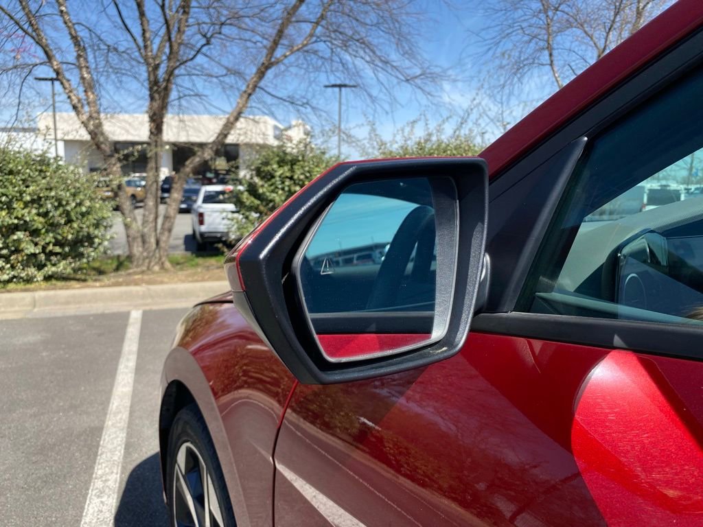 Used 2023 Hyundai Elantra SEL w/ Convenience Package image 30