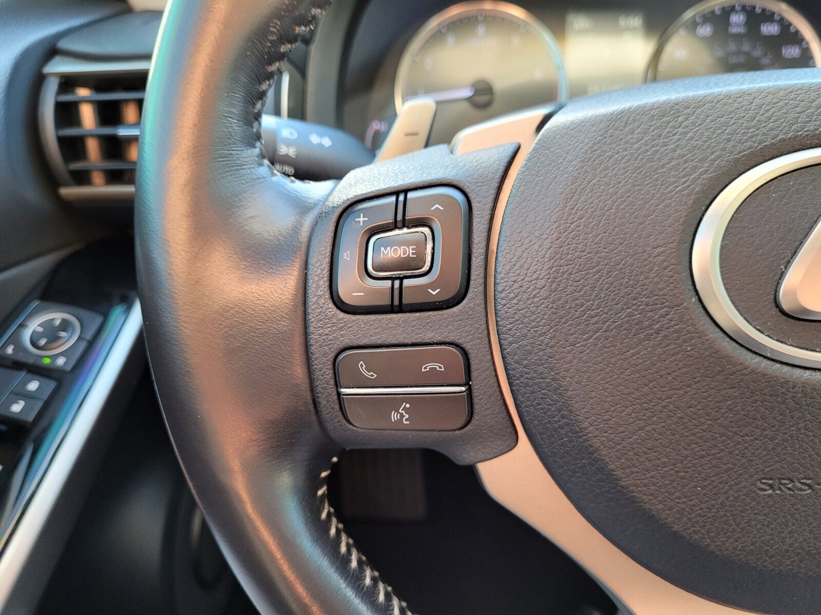 Used 2020 Lexus IS 300 image 29