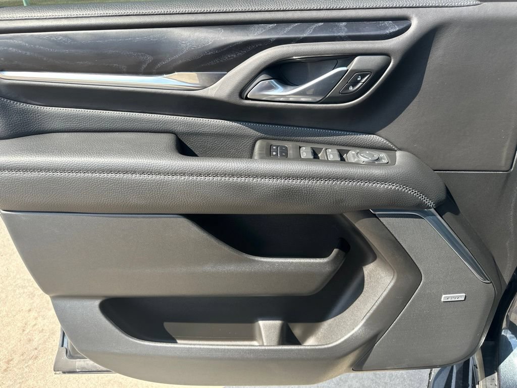 Used 2022 GMC Yukon Denali AWD/4WD image 18
