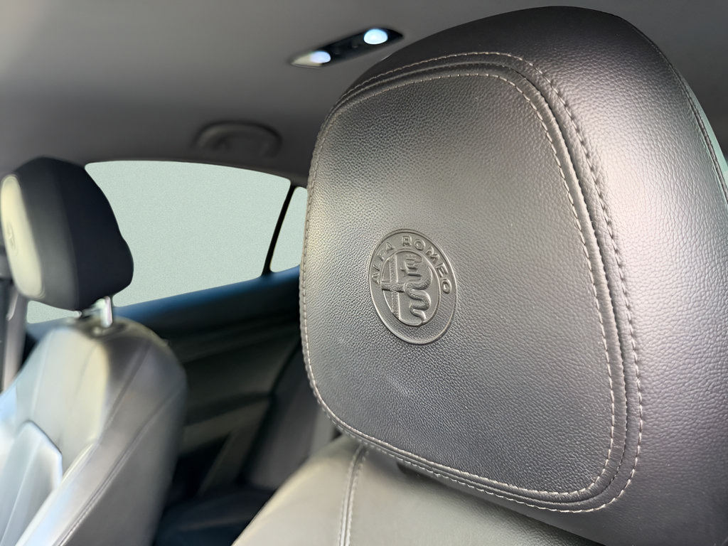 Used 2018 Alfa Romeo Stelvio AWD w/ Cold Weather Package image 11