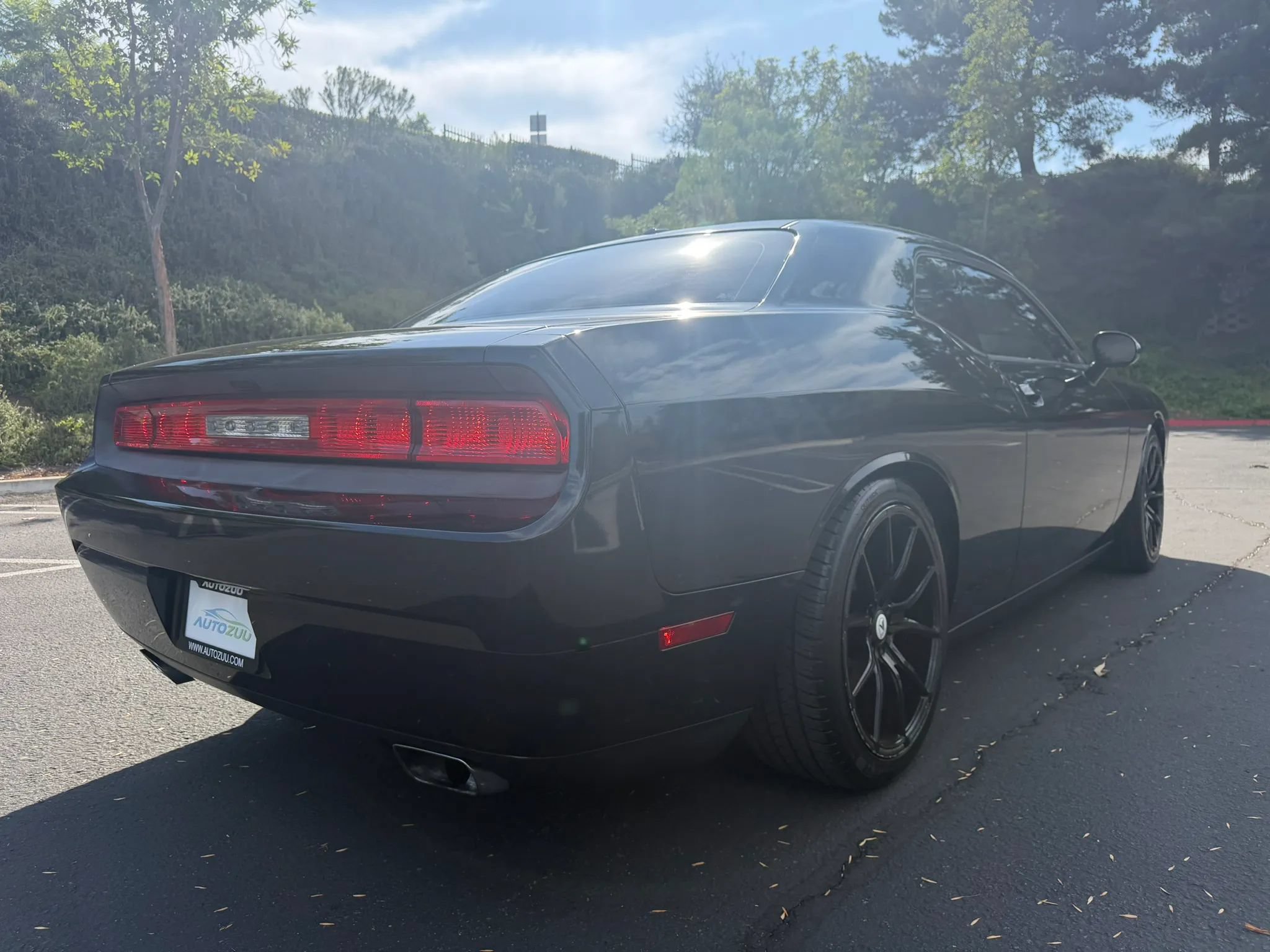 Used 2011 Dodge Challenger RWD image 5