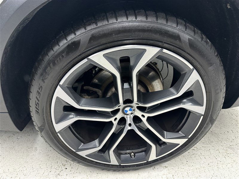 Used 2021 BMW X5 xDrive40i w/ Premium Package AWD/4WD image 17