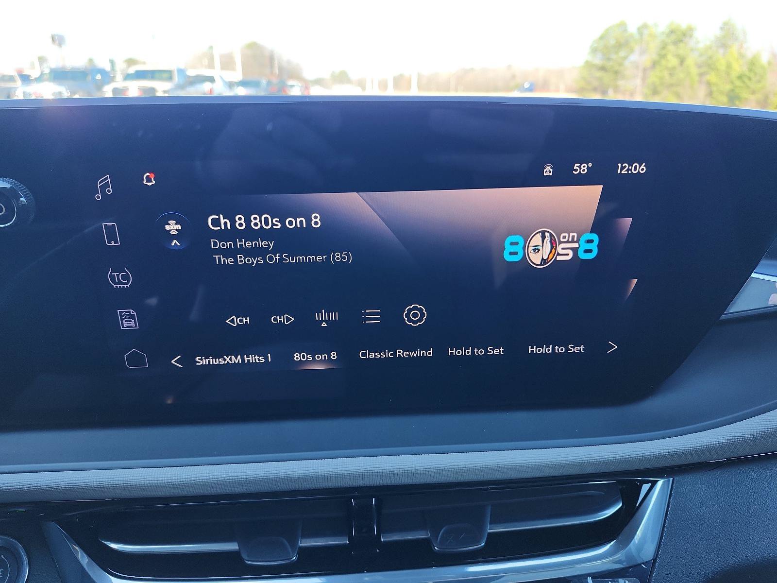 New 2026 Buick Envista Avenir FWD image 13