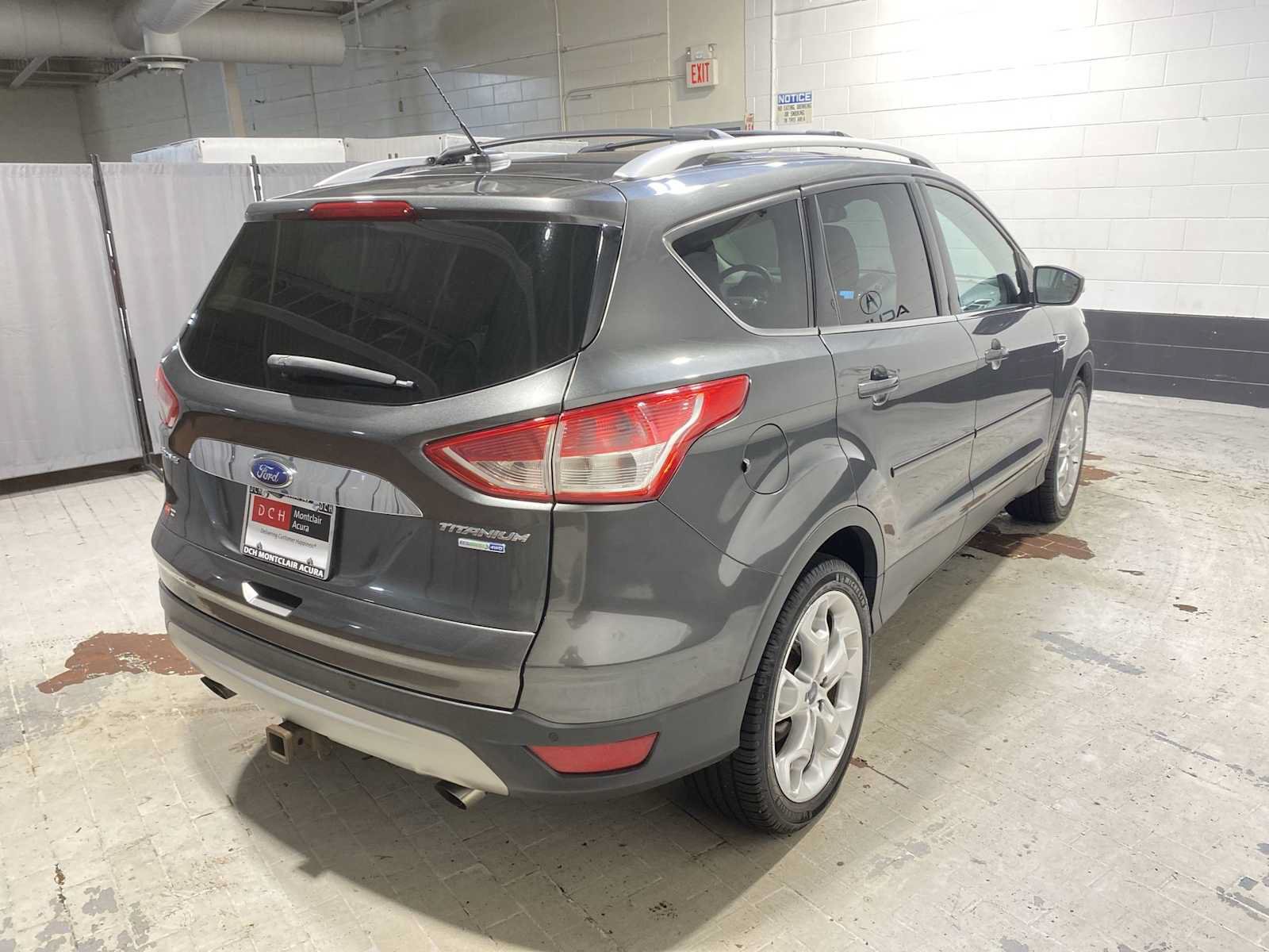 Used 2016 Ford Escape Titanium AWD/4WD image 26