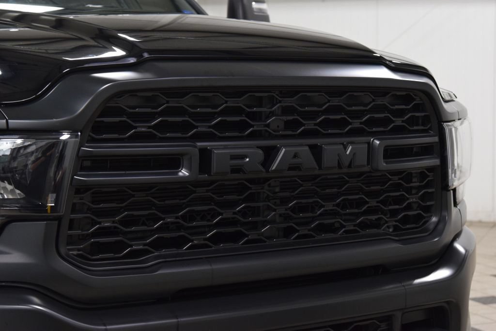 Used 2024 RAM 4500 Tradesman w/ Convenience Group AWD/4WD image 5