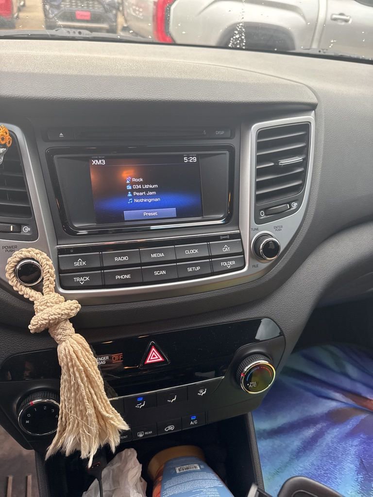 Used 2017 Hyundai Tucson SE FWD image 15