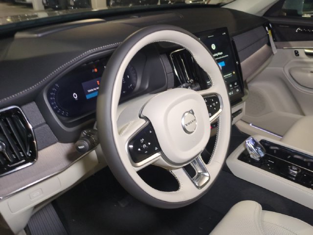 New 2026 Volvo XC90 B6 Ultra w/ Protection Package AWD/4WD image 17