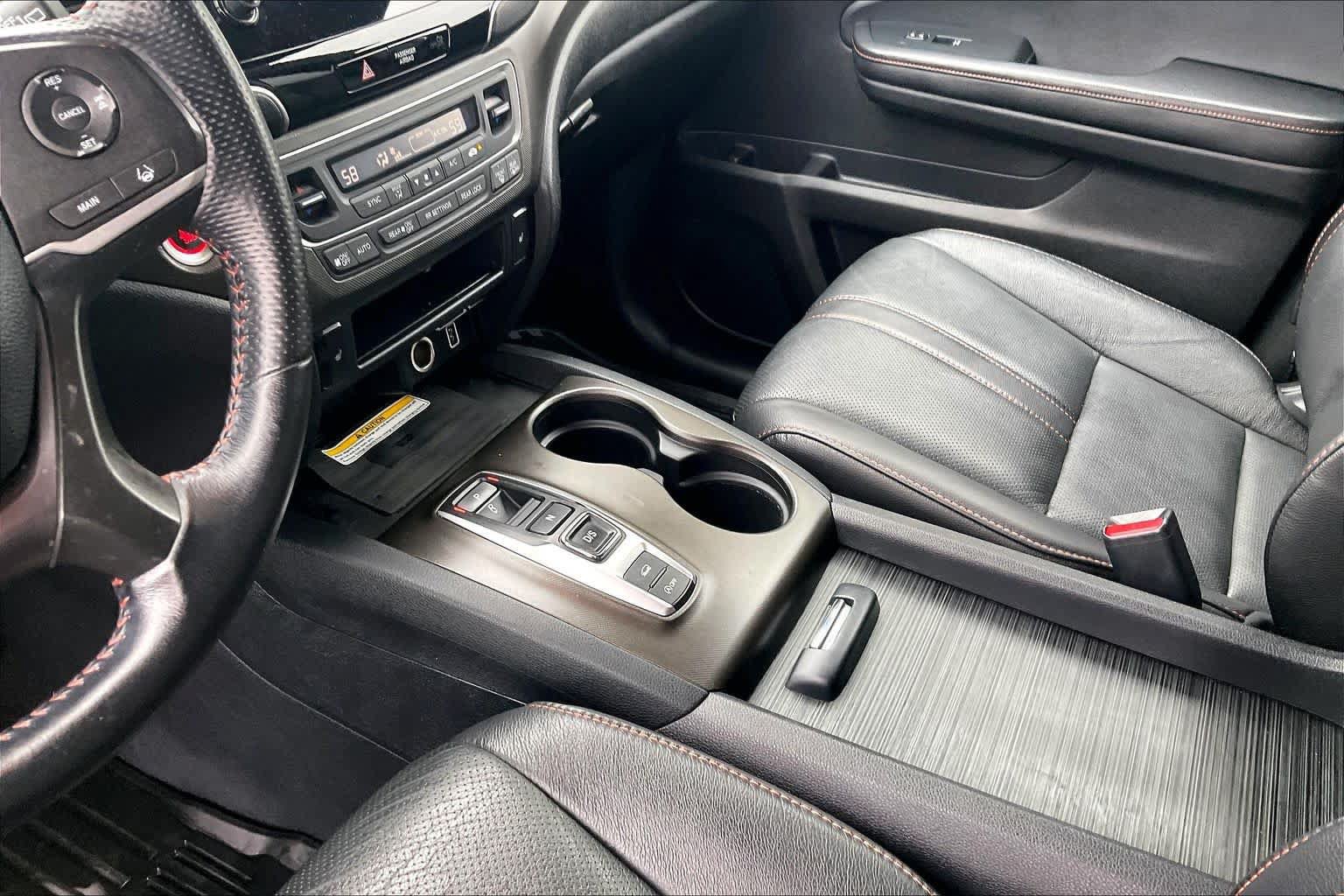 Used 2022 Honda Pilot TrailSport image 16