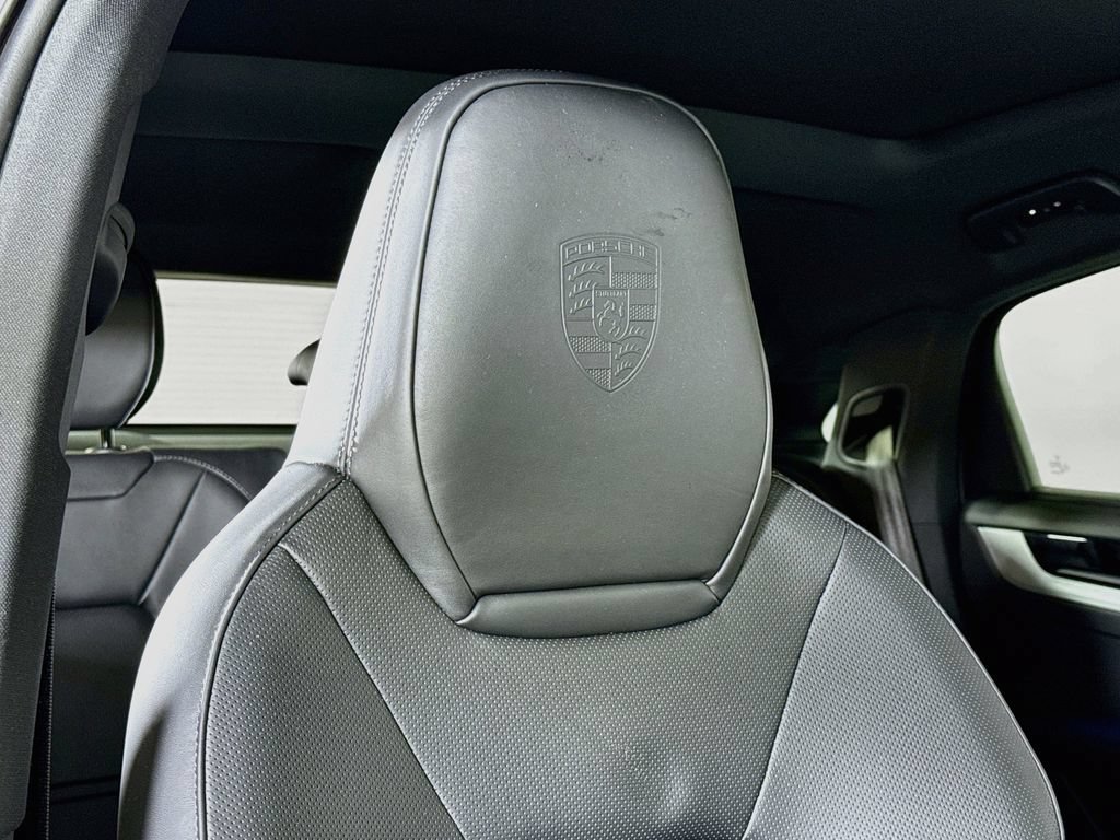 Certified 2026 Porsche Cayenne E-Hybrid Coupe AWD/4WD image 26