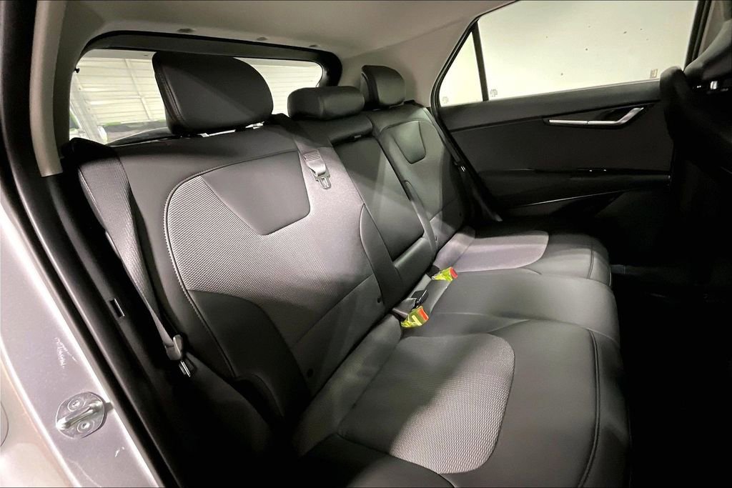 Used 2024 Kia Niro Wind w/ Wind Preserve Package FWD image 33