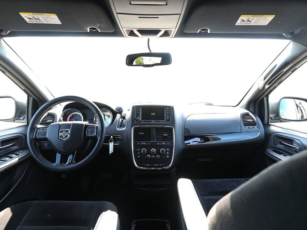 Used 2014 Dodge Grand Caravan SE FWD image 26