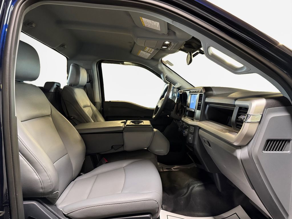 Used 2024 Ford F350 XL w/ 360-Degree Camera Package image 26