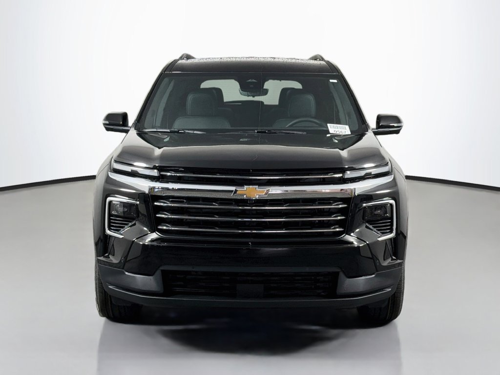 New 2027 Chevrolet Traverse LT w/ Enhanced Driving Package FWD image 2