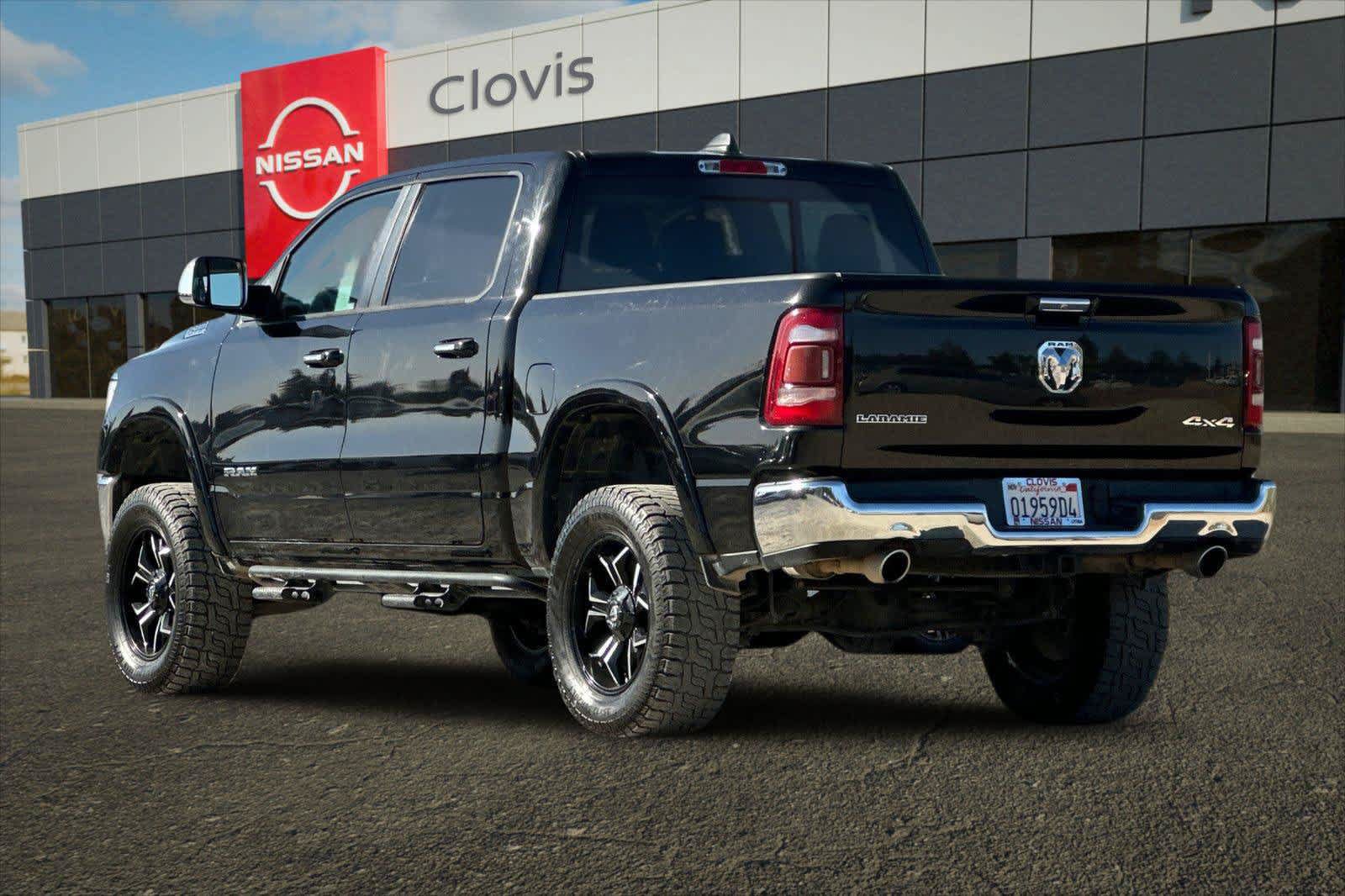 Used 2019 RAM 1500 Laramie AWD/4WD image 6