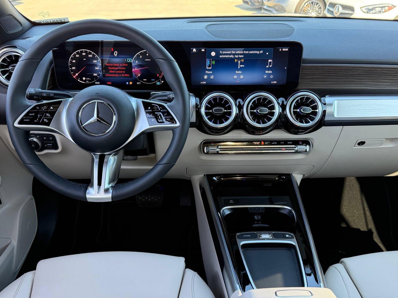 New 2026 Mercedes-Benz GLB 250 4MATIC image 26