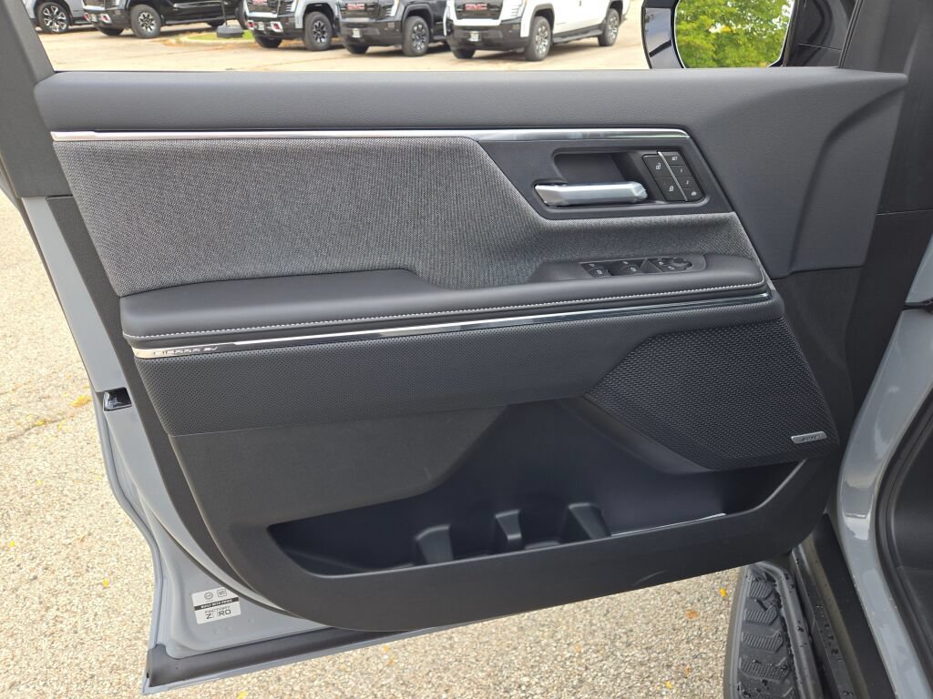 New 2026 GMC Sierra EV Elevation w/ Premium Package AWD/4WD image 29