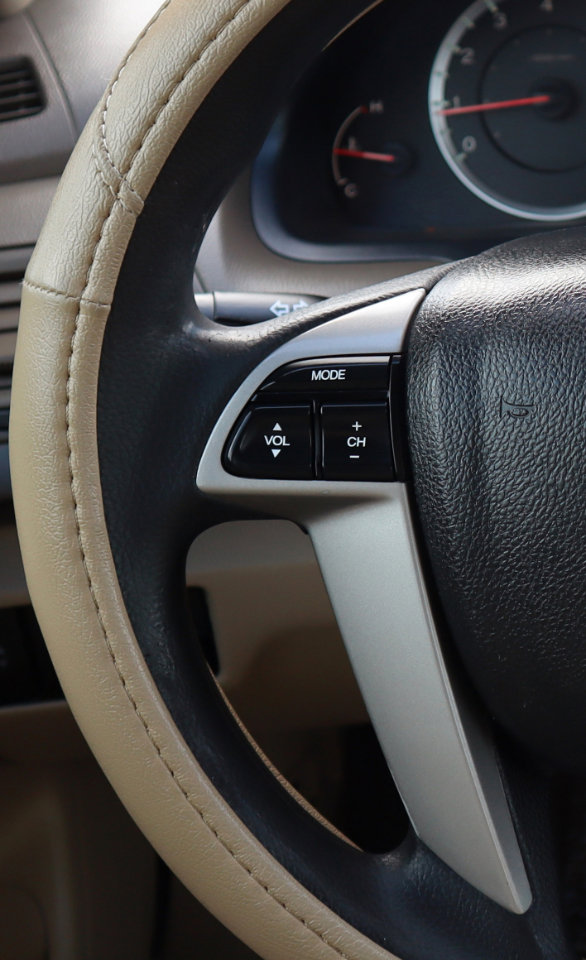 Used 2010 Honda Accord LX-P image 21