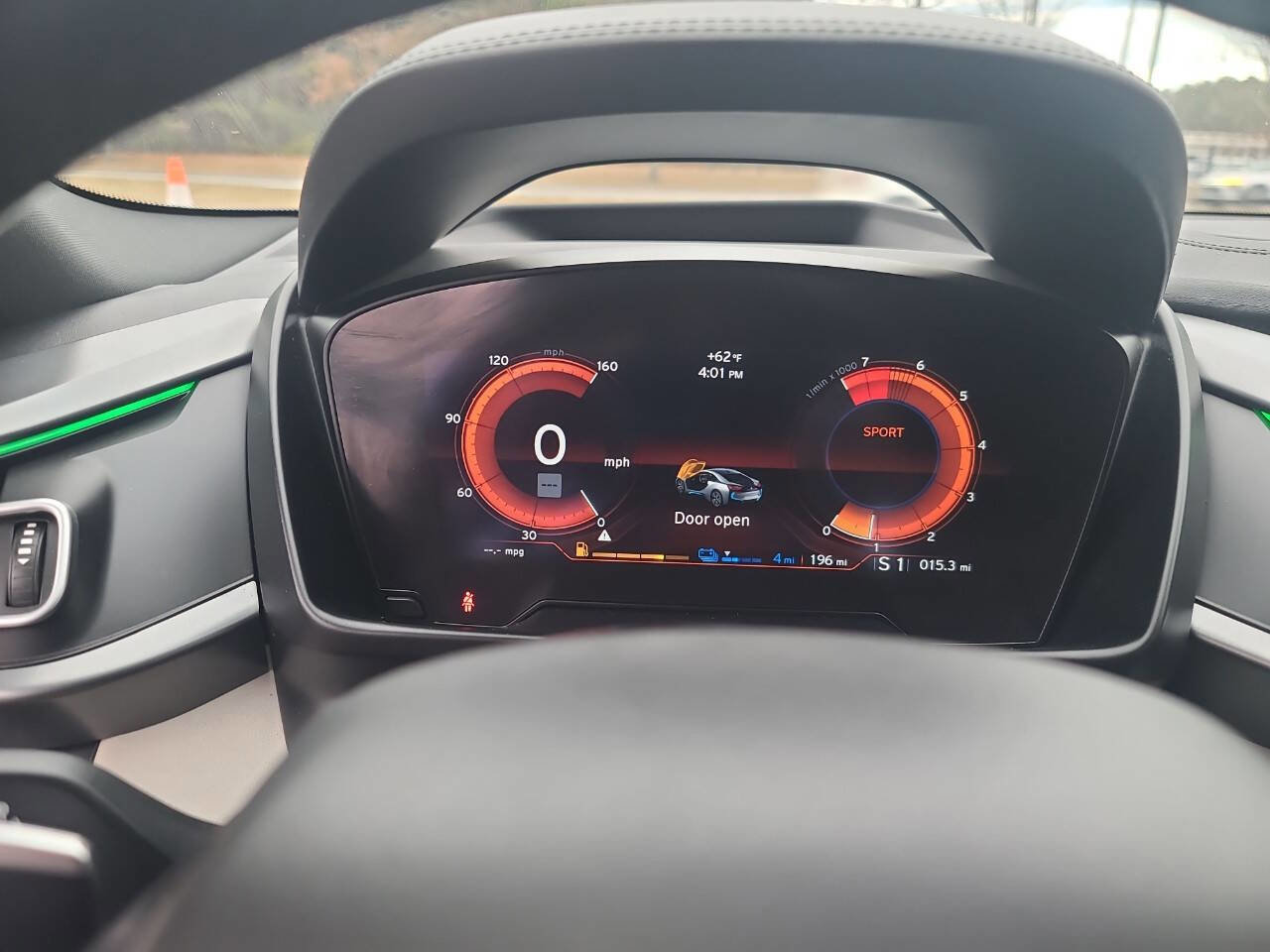 Used 2015 BMW i8 image 23