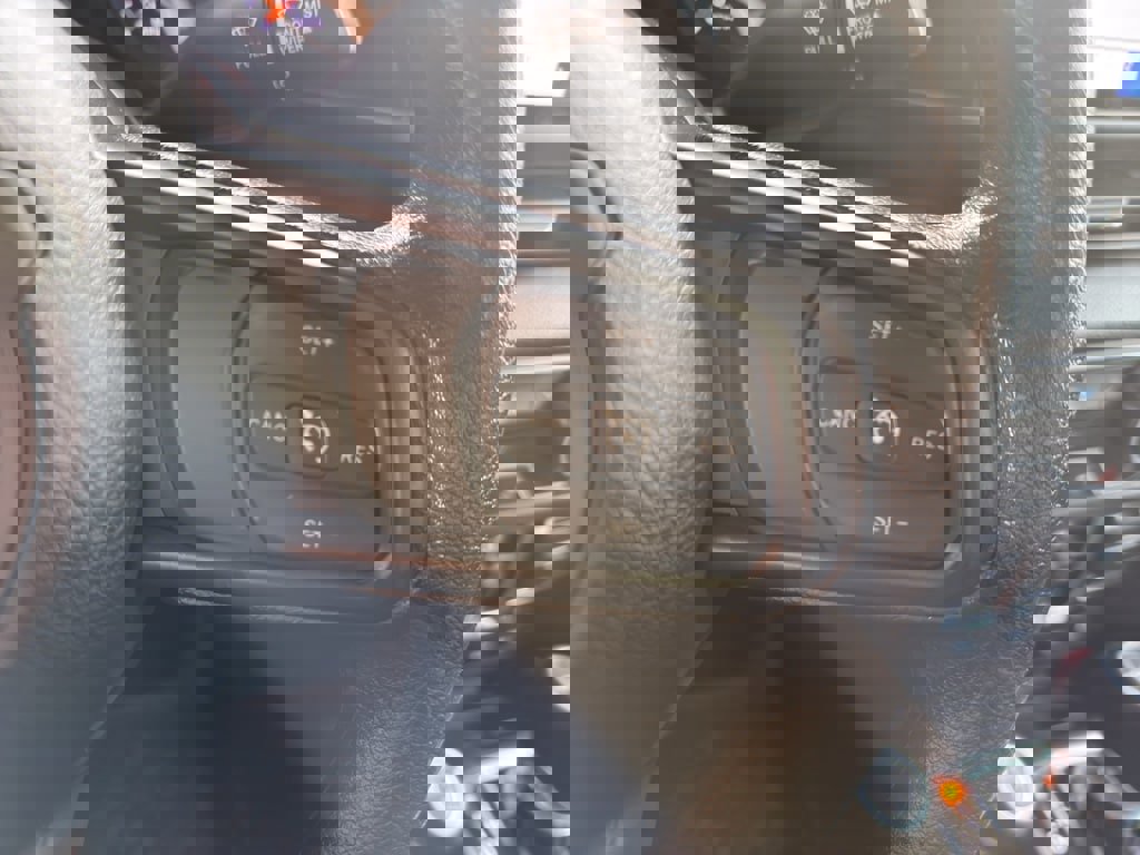 Used 2025 Jeep Gladiator Sport image 20