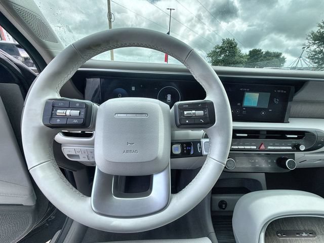 Used 2026 Hyundai Palisade SEL FWD image 11