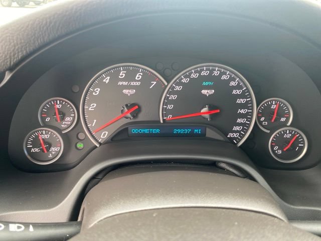 Used 2013 Chevrolet Corvette Coupe RWD image 22