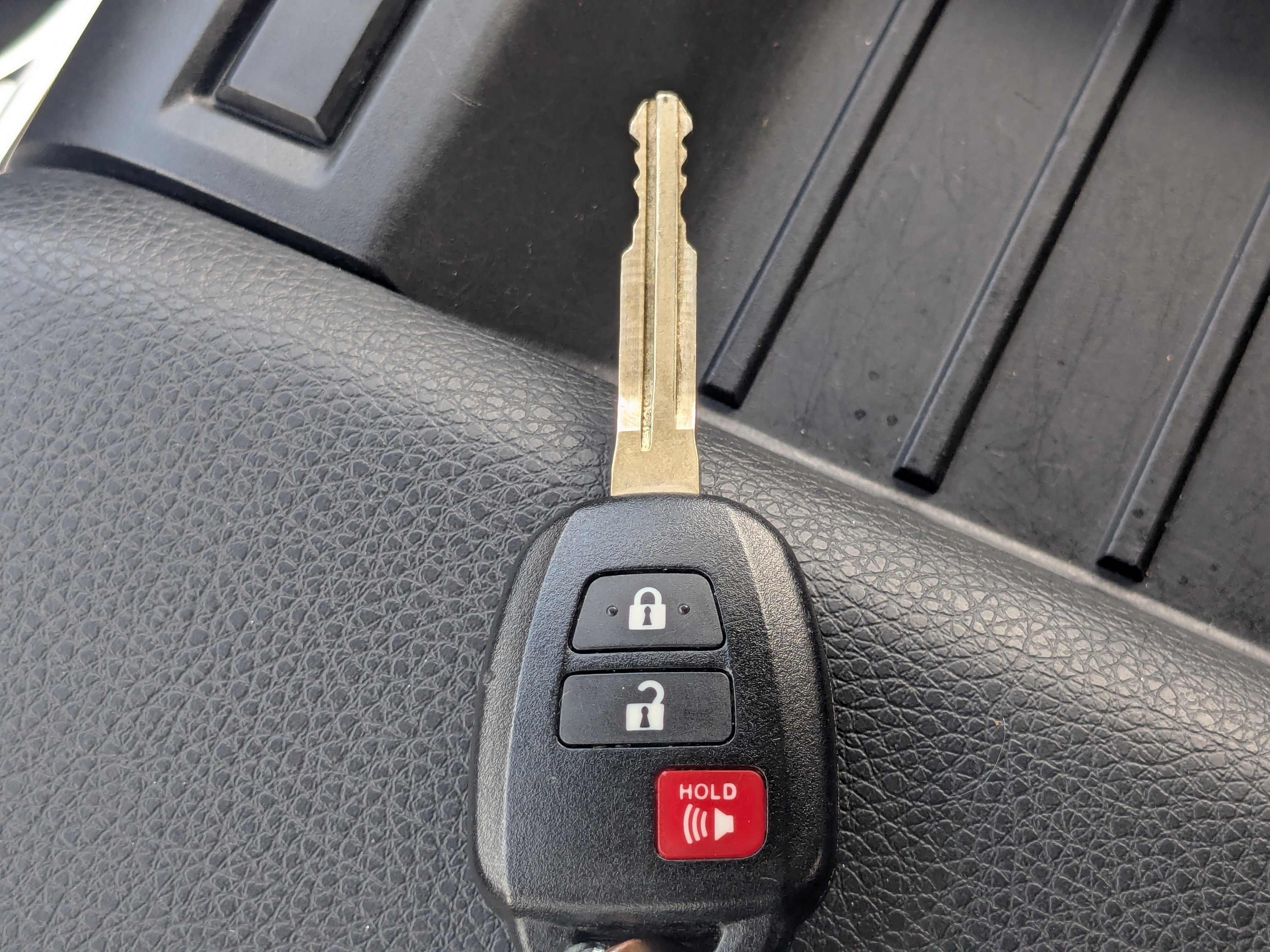 Used 2019 Toyota Tundra SR5 w/ TRD Off Road Package image 42