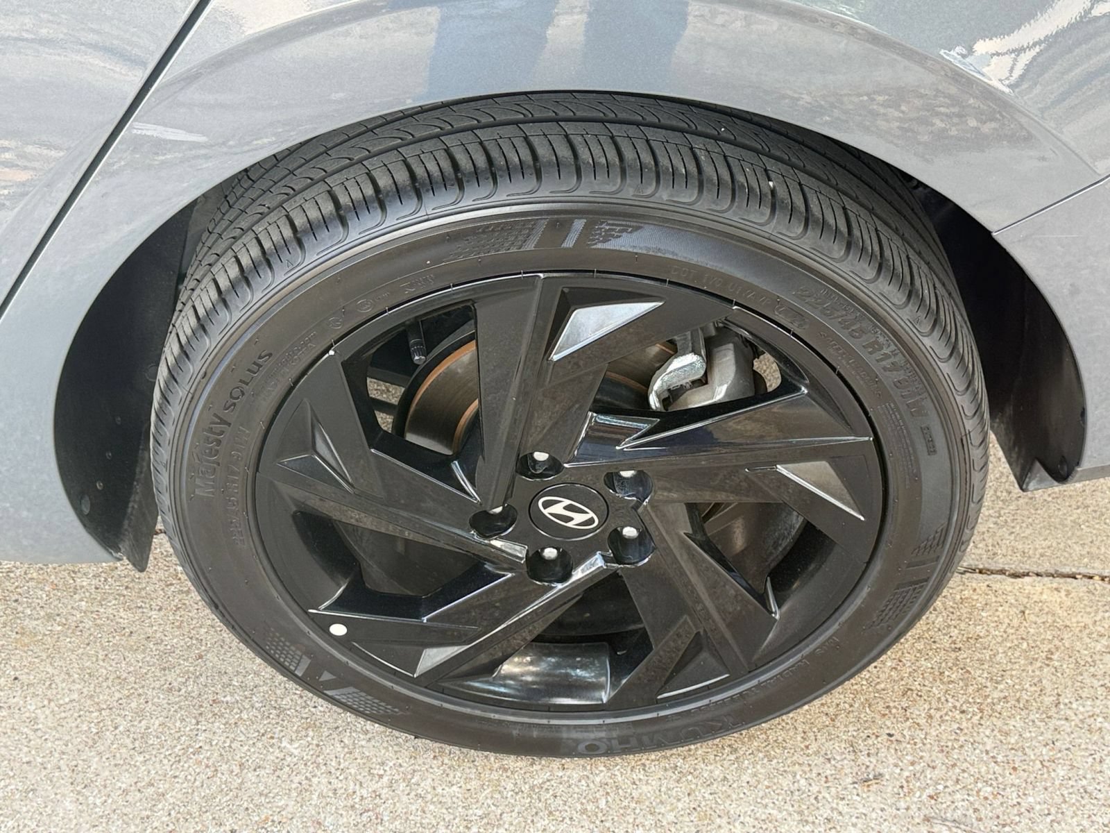 Used 2026 Hyundai Elantra Sport FWD image 29