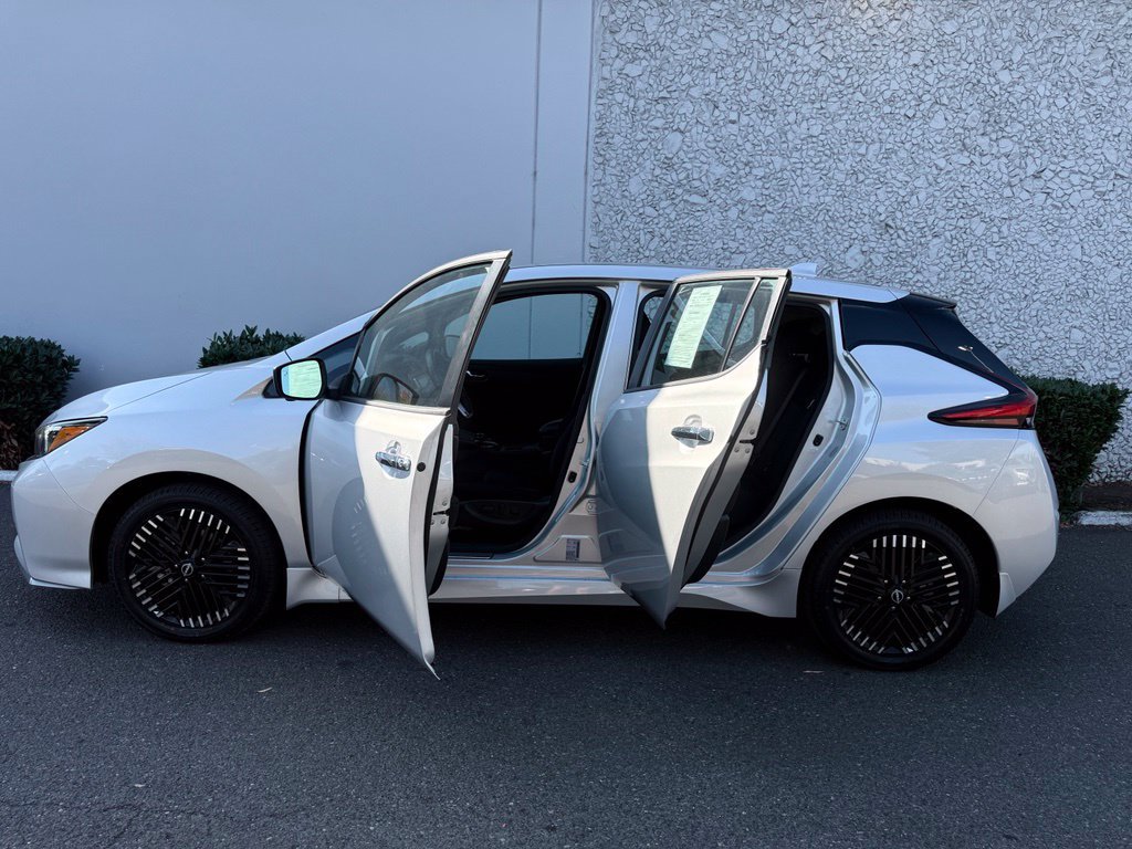 Used 2024 Nissan Leaf SV Plus FWD image 18