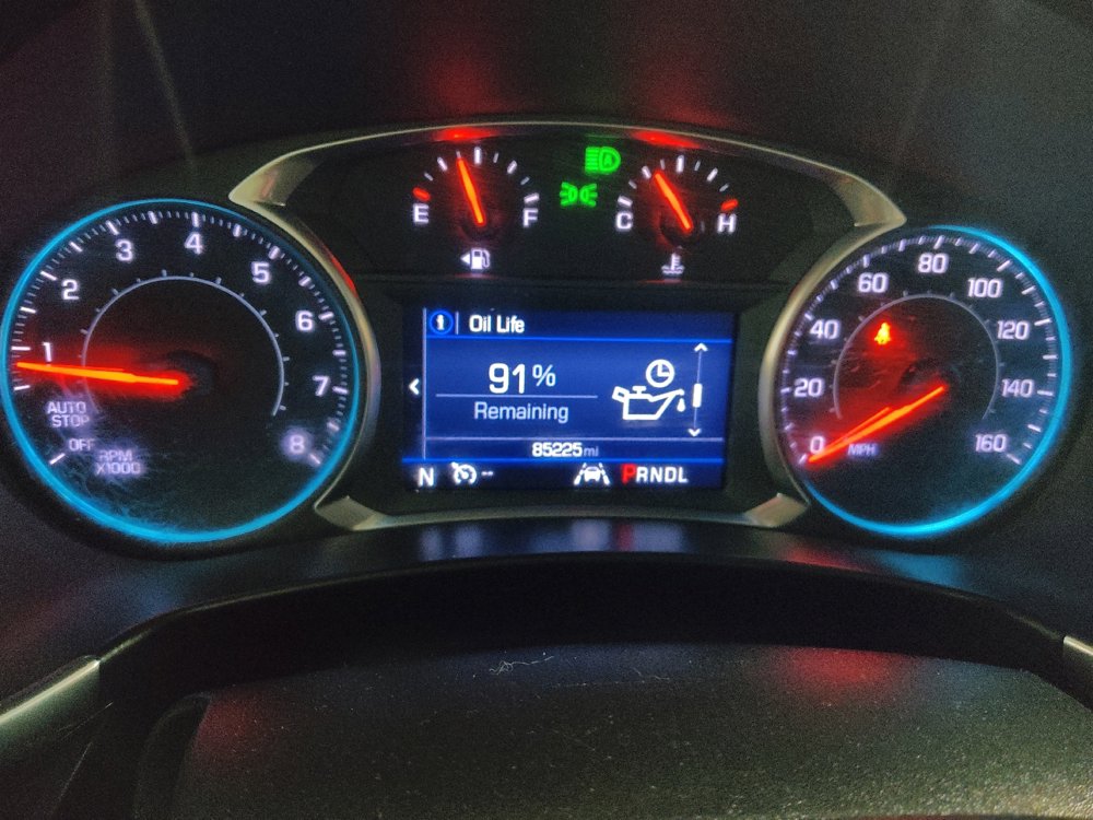 Used 2019 Chevrolet Equinox LT w/ Driver Convenience Package AWD/4WD image 23