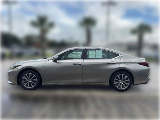 Used 2019 Lexus ES 350 w/ Premium Package FWD image 4