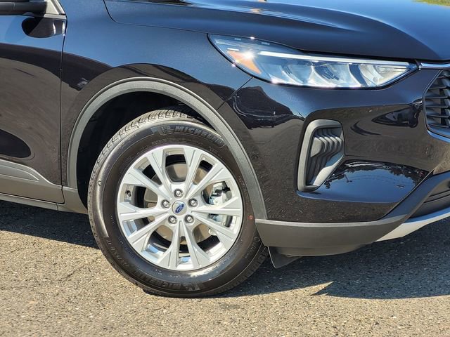 Used 2025 Ford Escape Active image 6
