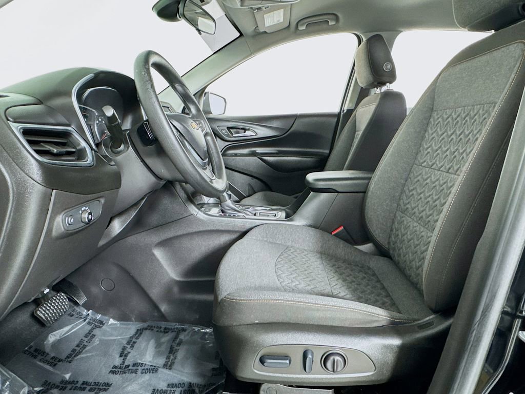 Used 2022 Chevrolet Equinox LT image 10