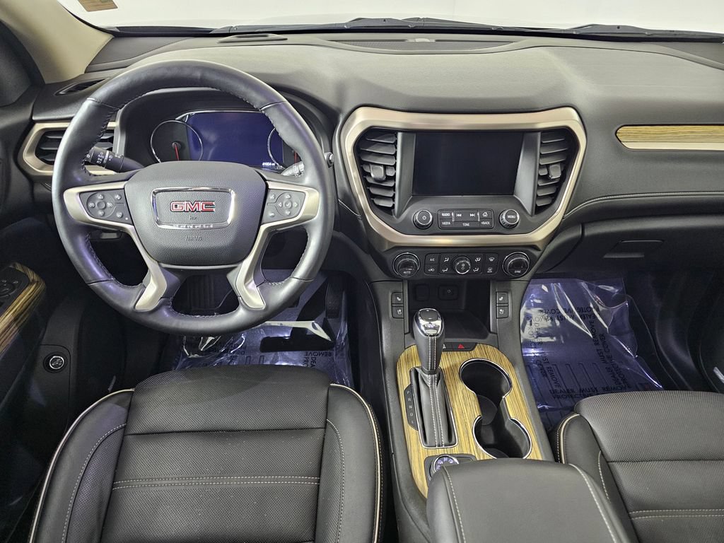 Used 2018 GMC Acadia Denali w/ Technology Package AWD/4WD image 21