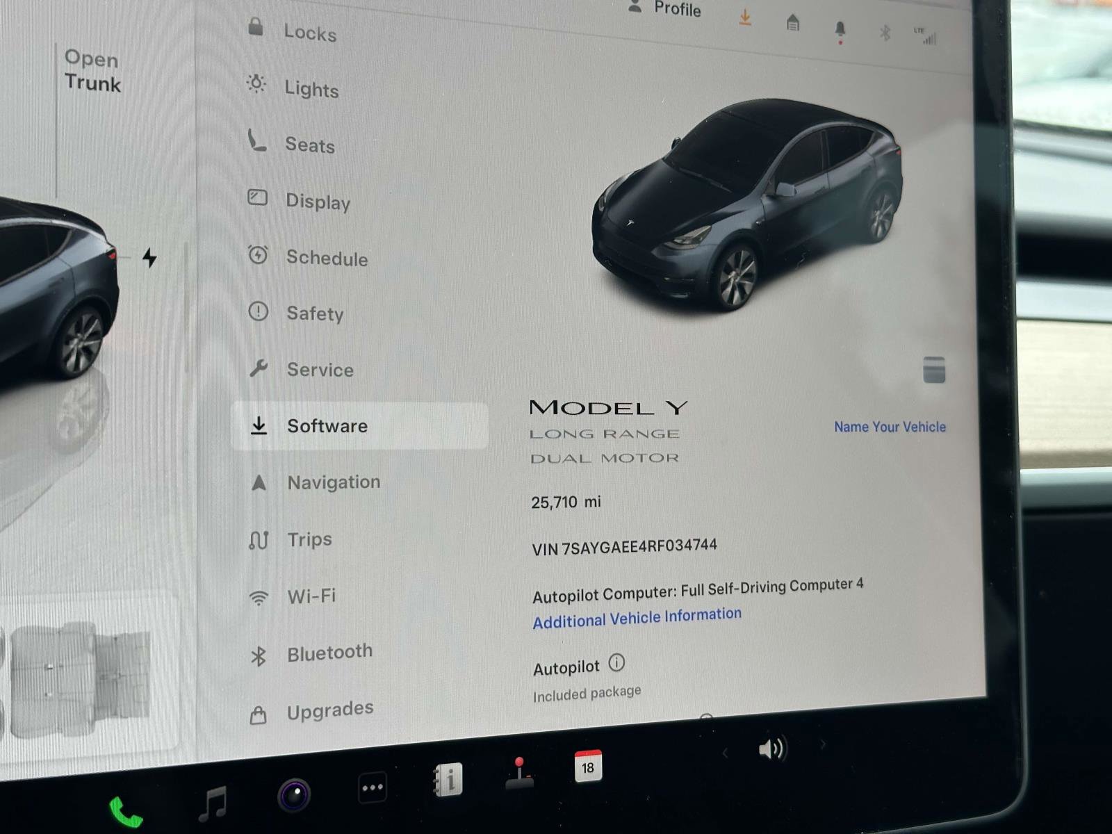 Used 2024 Tesla Model Y Long Range image 25