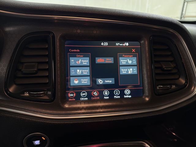 Used 2018 Dodge Challenger GT image 27