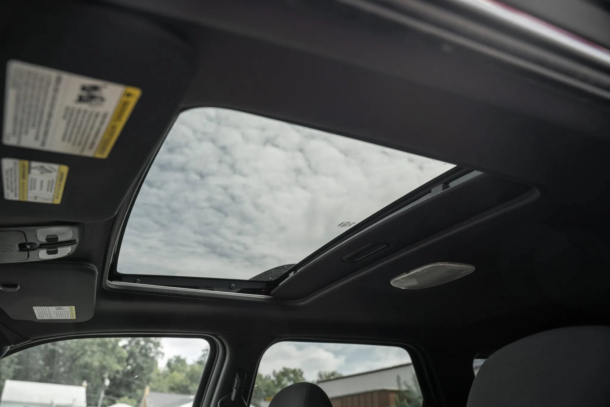 Used 2010 Mercury Mariner 4WD image 16