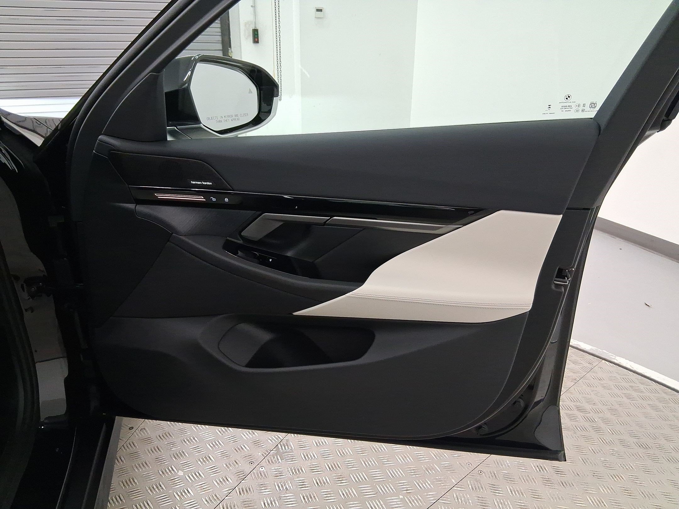 New 2026 BMW 530i RWD image 28