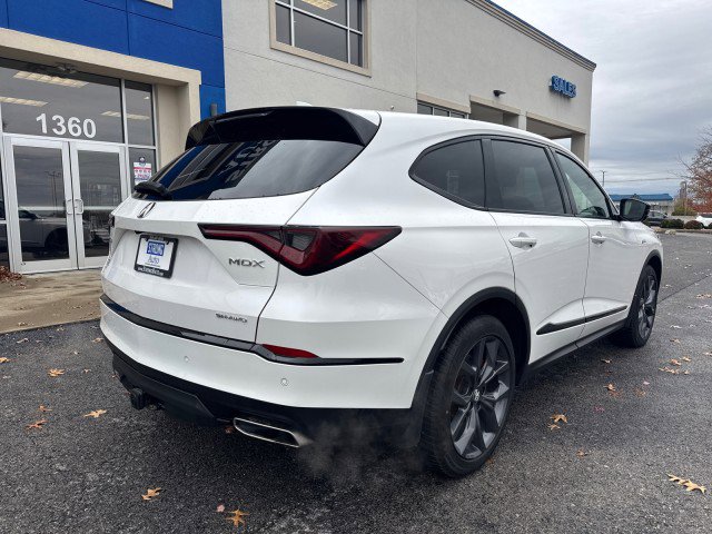 Used 2023 Acura MDX A-Spec image 18