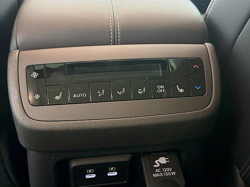 New 2026 Nissan Pathfinder Platinum AWD/4WD image 26