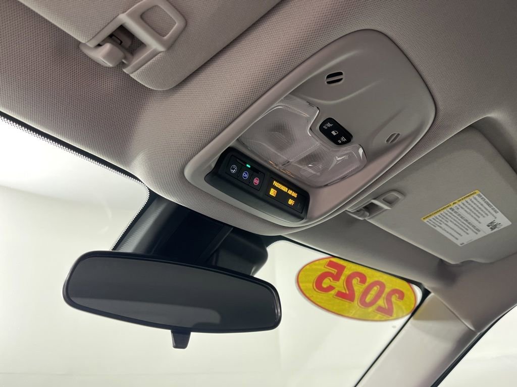 Certified 2025 Chevrolet TrailBlazer LT FWD image 23