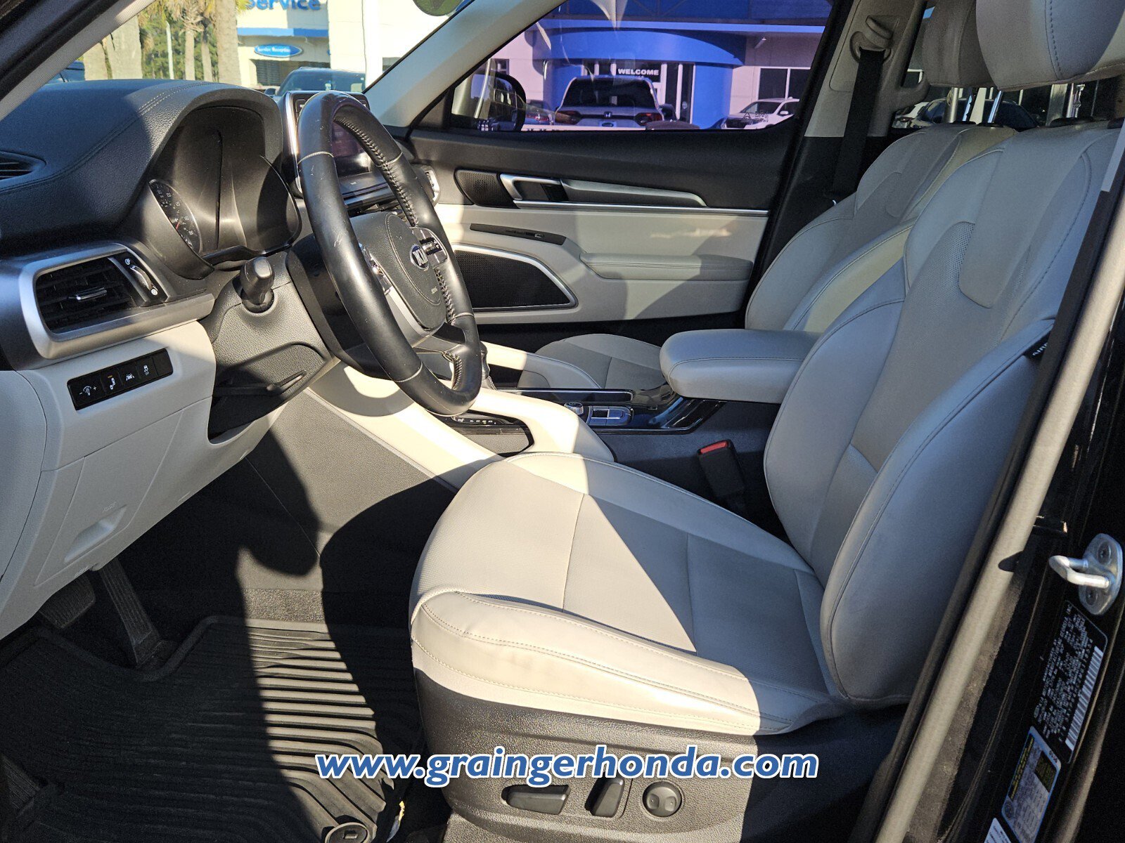 Used 2021 Kia Telluride S image 10